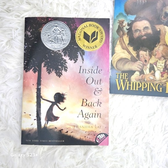 Book Bundle - Picture 1 of 7